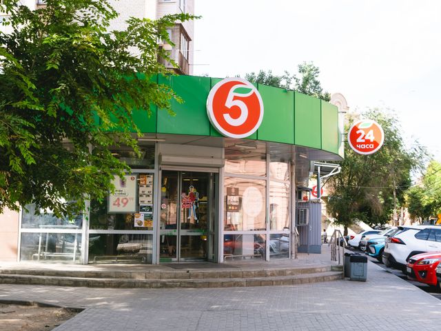 Как астраханская теплица поставляет помидоры на всю страну
