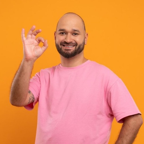 10 стыдных вопросов об осанке: отвечает ортопед Антон Лобызов