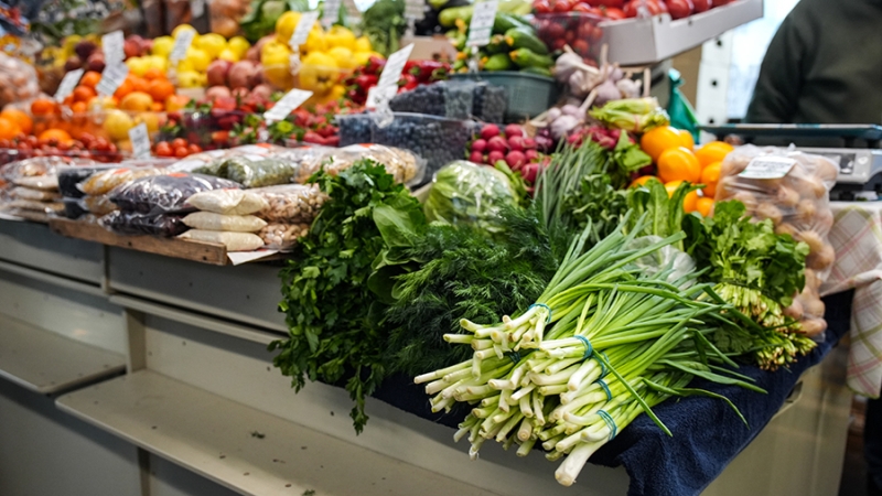 Россиянам рассказали о роли овощей и фруктов в поддержании здорового кишечника