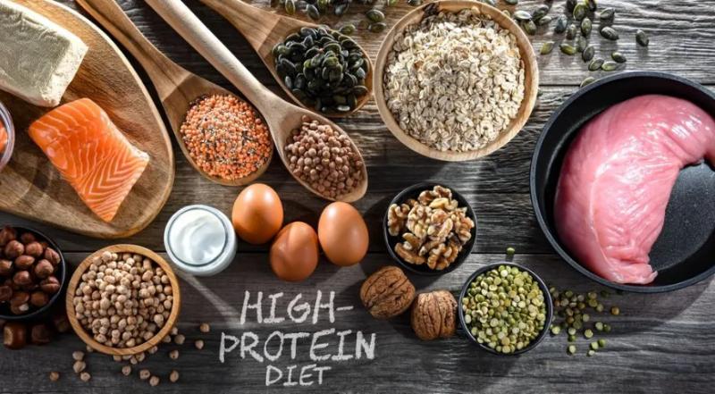 Самые популярные диеты 2025 года: как худели и что действительно работало