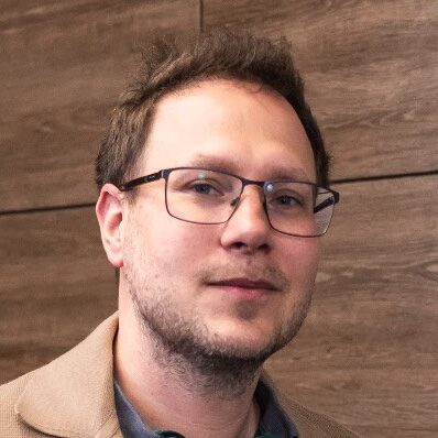 &laquo;Женские&raquo; отжимания &mdash; новый челлендж в соцсетях, который не могут выполнить мужчины