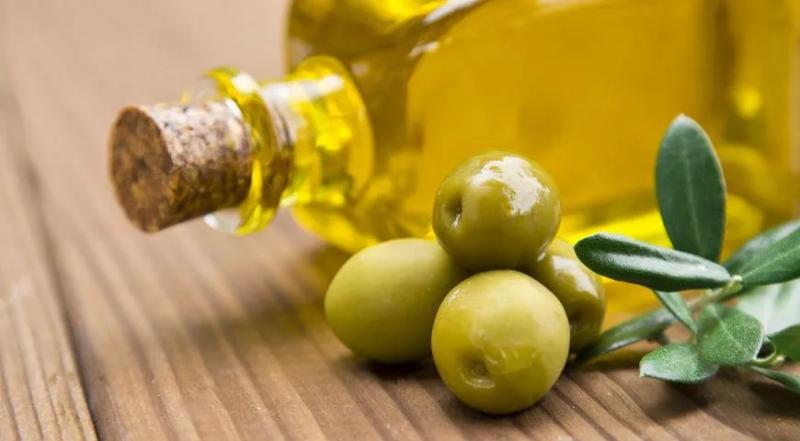 5 жирных продуктов, которые помогут избавиться от жира