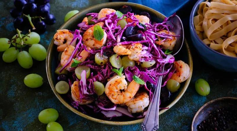 Простые и вкусные диетические салаты на ужин