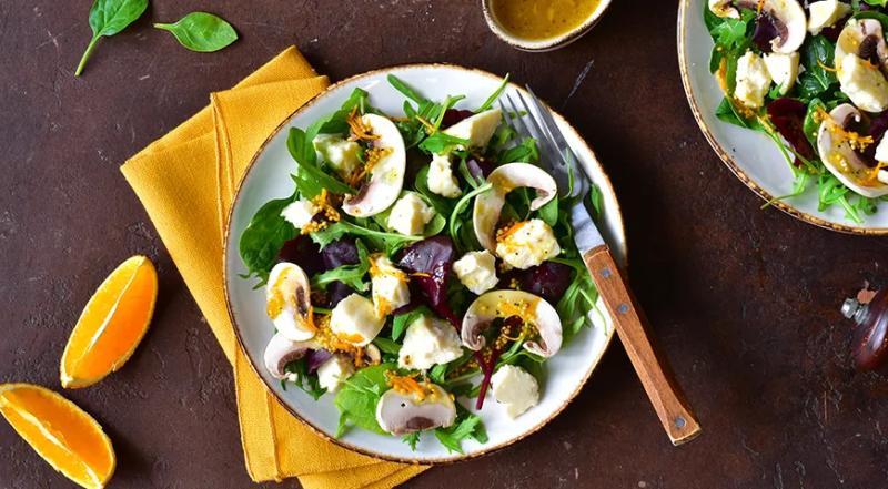Простые и вкусные диетические салаты на ужин