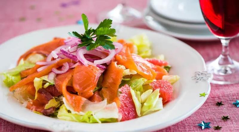 Простые и вкусные диетические салаты на ужин